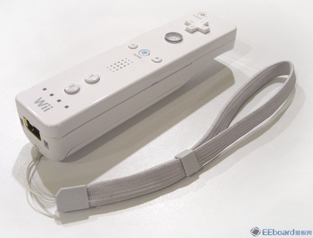 Nintendo_Wii_Remote.jpg